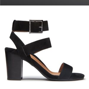 Vionic Sofia Suede Heels 7 Wide / 38 Wide